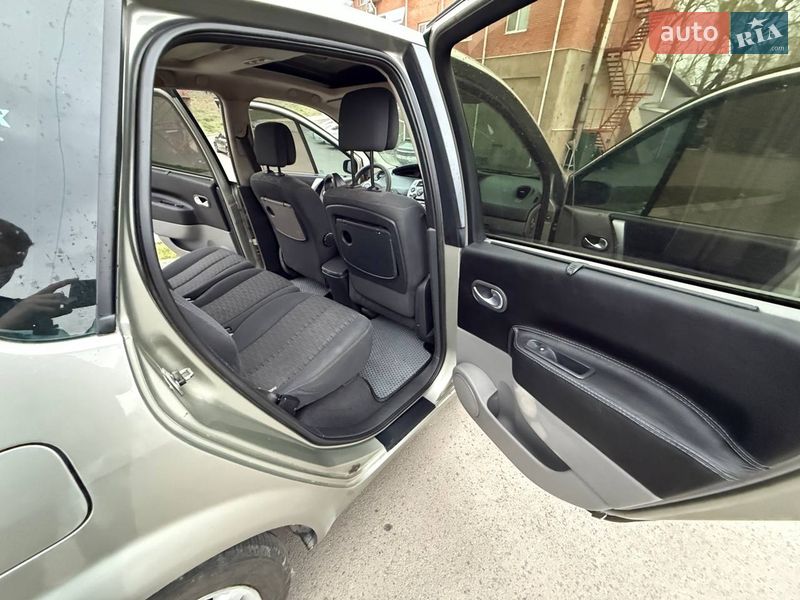 Минивэн Renault Scenic 2007 в Хмельнике фото 17 Минивэн Renault Scenic 2007 в Хмельнике