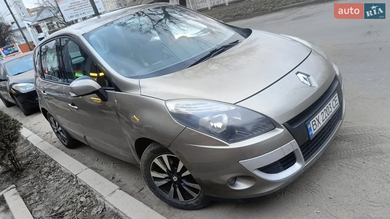 2011 Renault Scenic - мініатюра 18