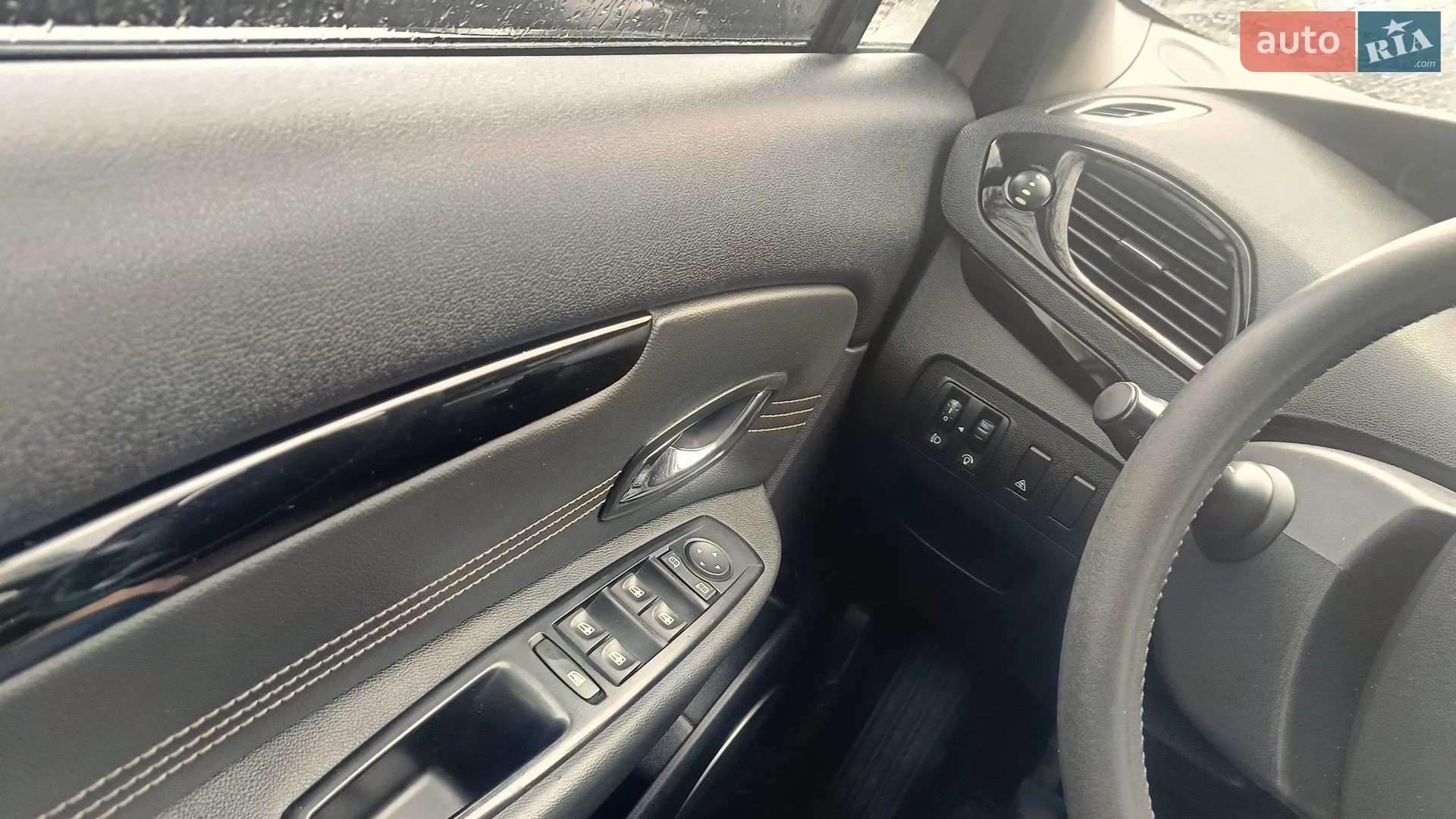 2012 Renault Scenic - мініатюра 9
