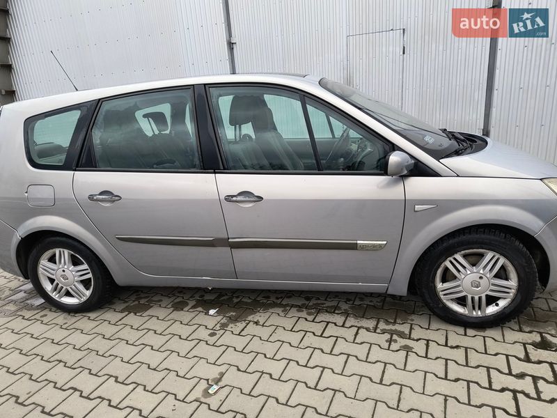 Мінівен Renault Scenic 2004 в Кутах