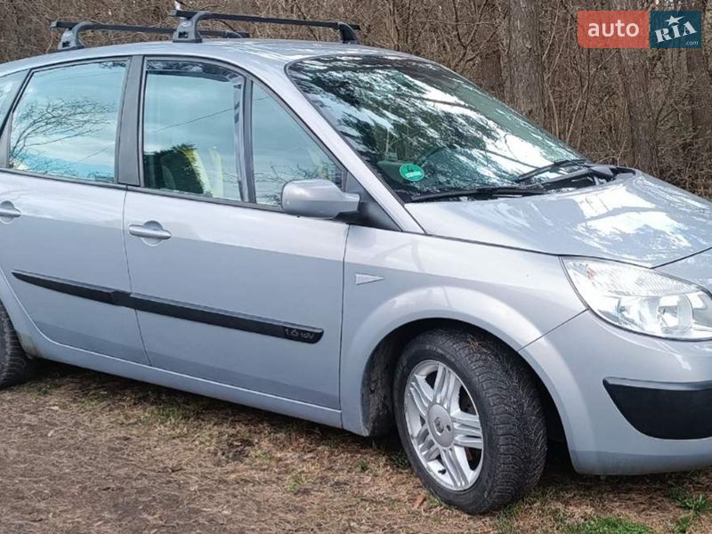 Минивэн Renault Scenic 2005 в Нетешине