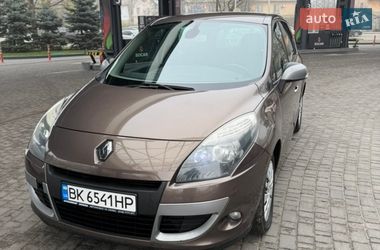Мінівен Renault Scenic 2010 в Одесі