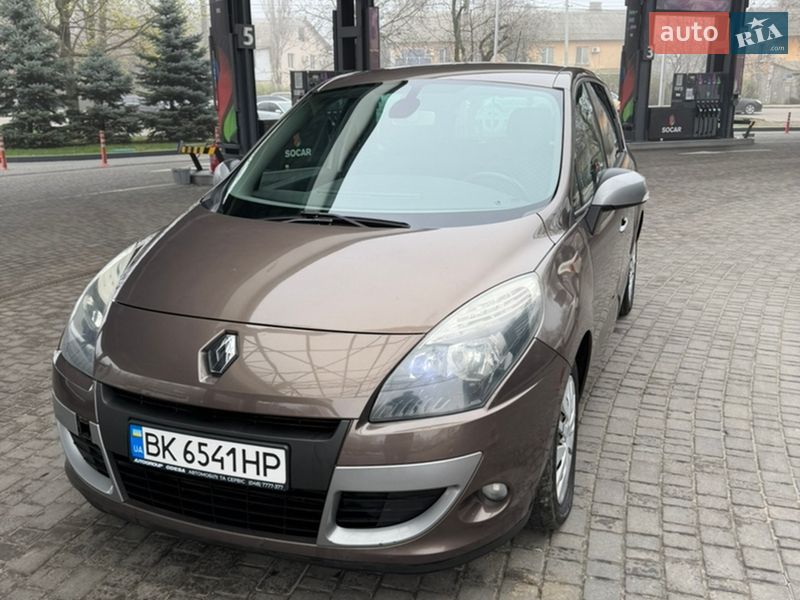 Мінівен Renault Scenic 2010 в Одесі