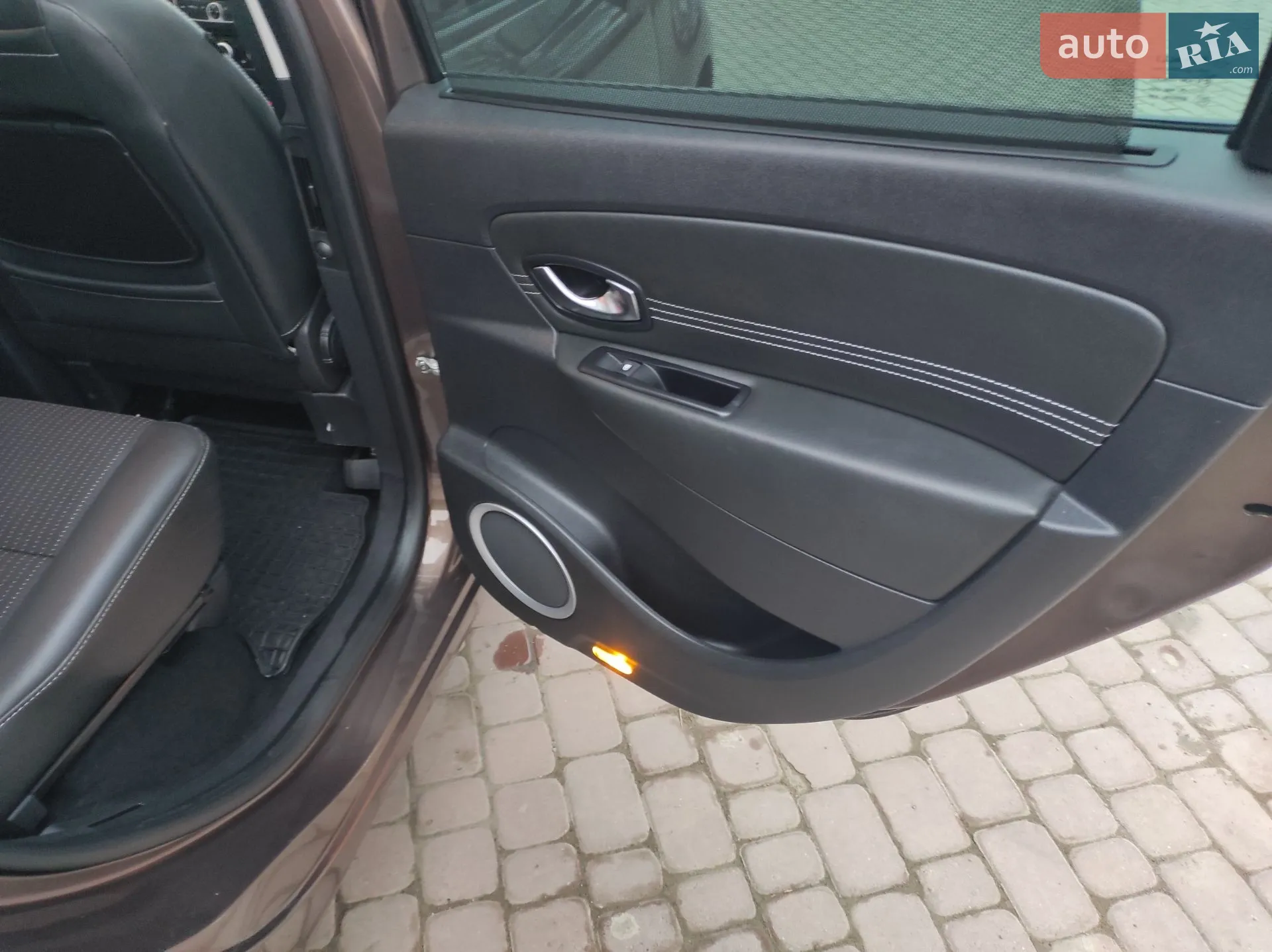 2011 Renault Scenic - мініатюра 21