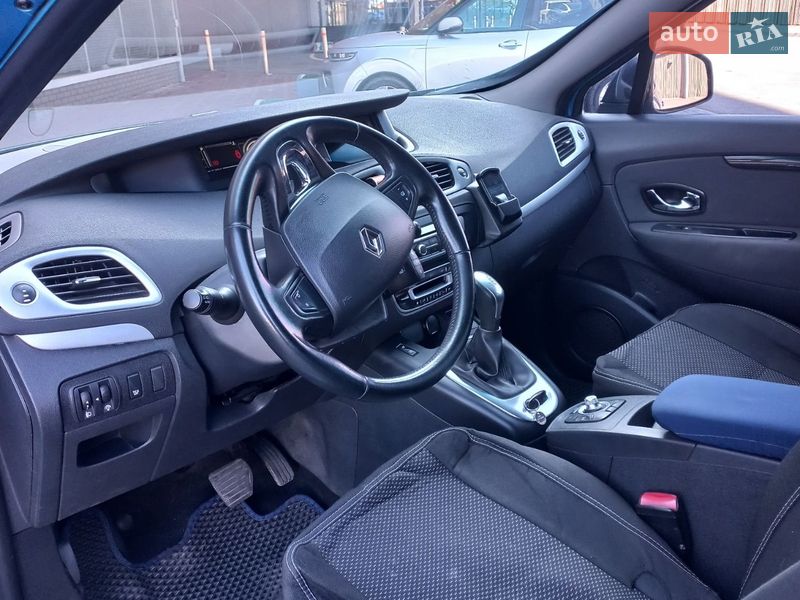 Минивэн Renault Scenic 2014 в Луцке
