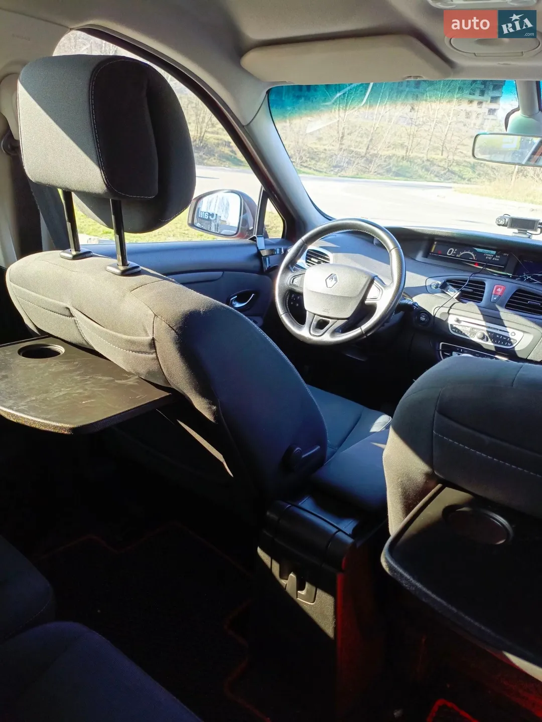2010 Renault Scenic - мініатюра 23