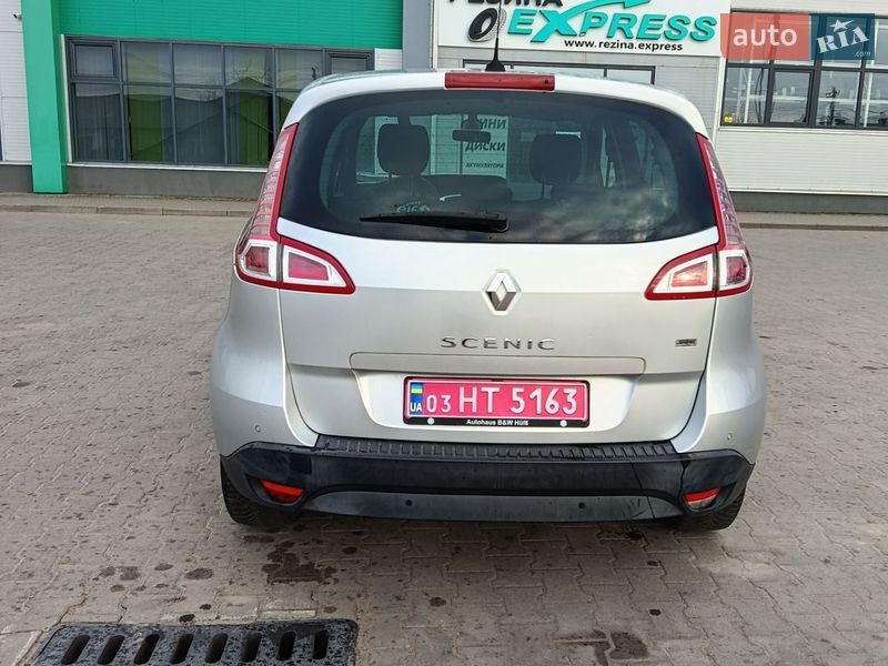 Мінівен Renault Scenic 2010 в Нововолинську