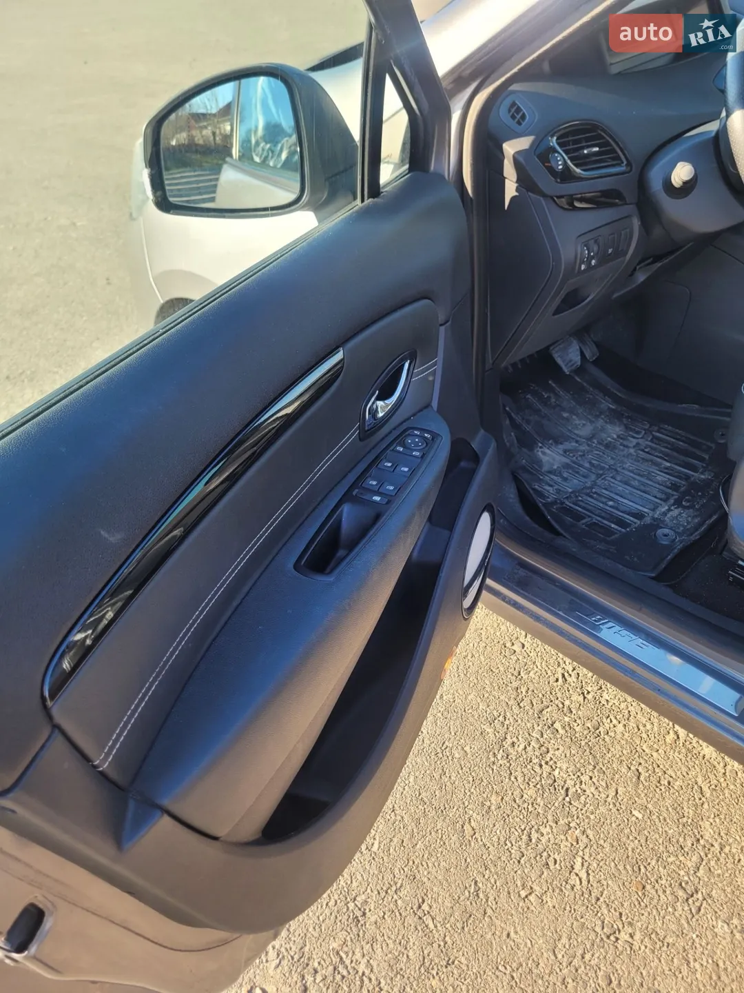 2016 Renault Scenic - мініатюра 24