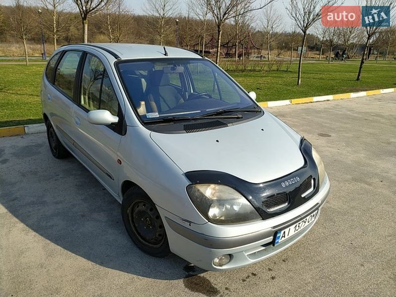 Мінівен Renault Scenic 2002 в Ірпені