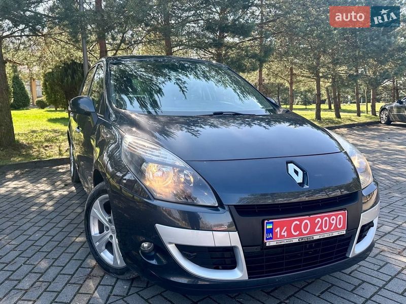 Мінівен Renault Scenic 2011 в Дрогобичі