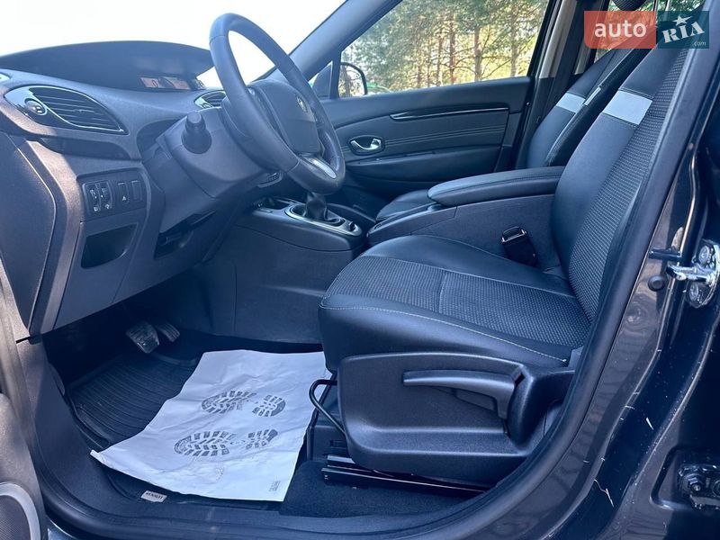 Мінівен Renault Scenic 2011 в Дрогобичі