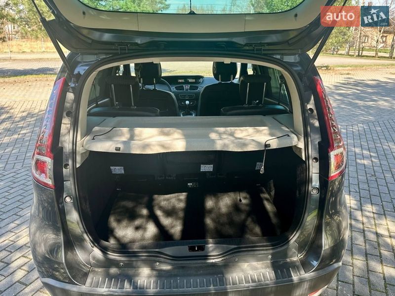 Мінівен Renault Scenic 2011 в Дрогобичі