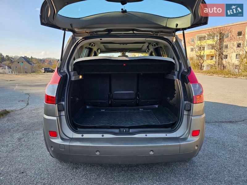 Мінівен Renault Scenic 2008 в Києві