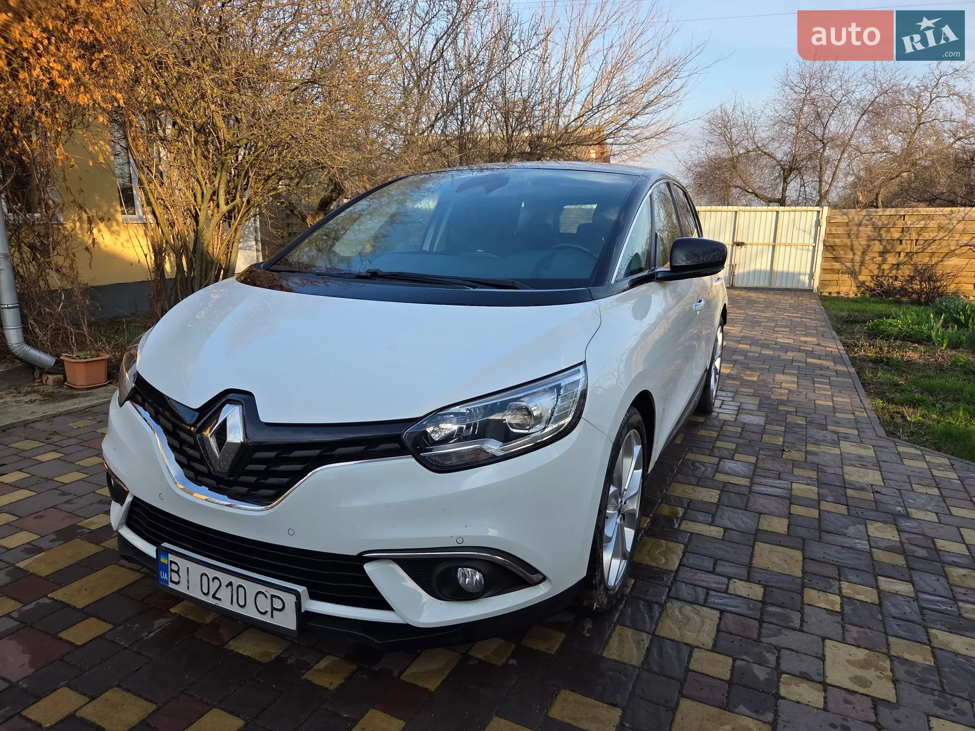 2017 Renault Scenic - фото 1