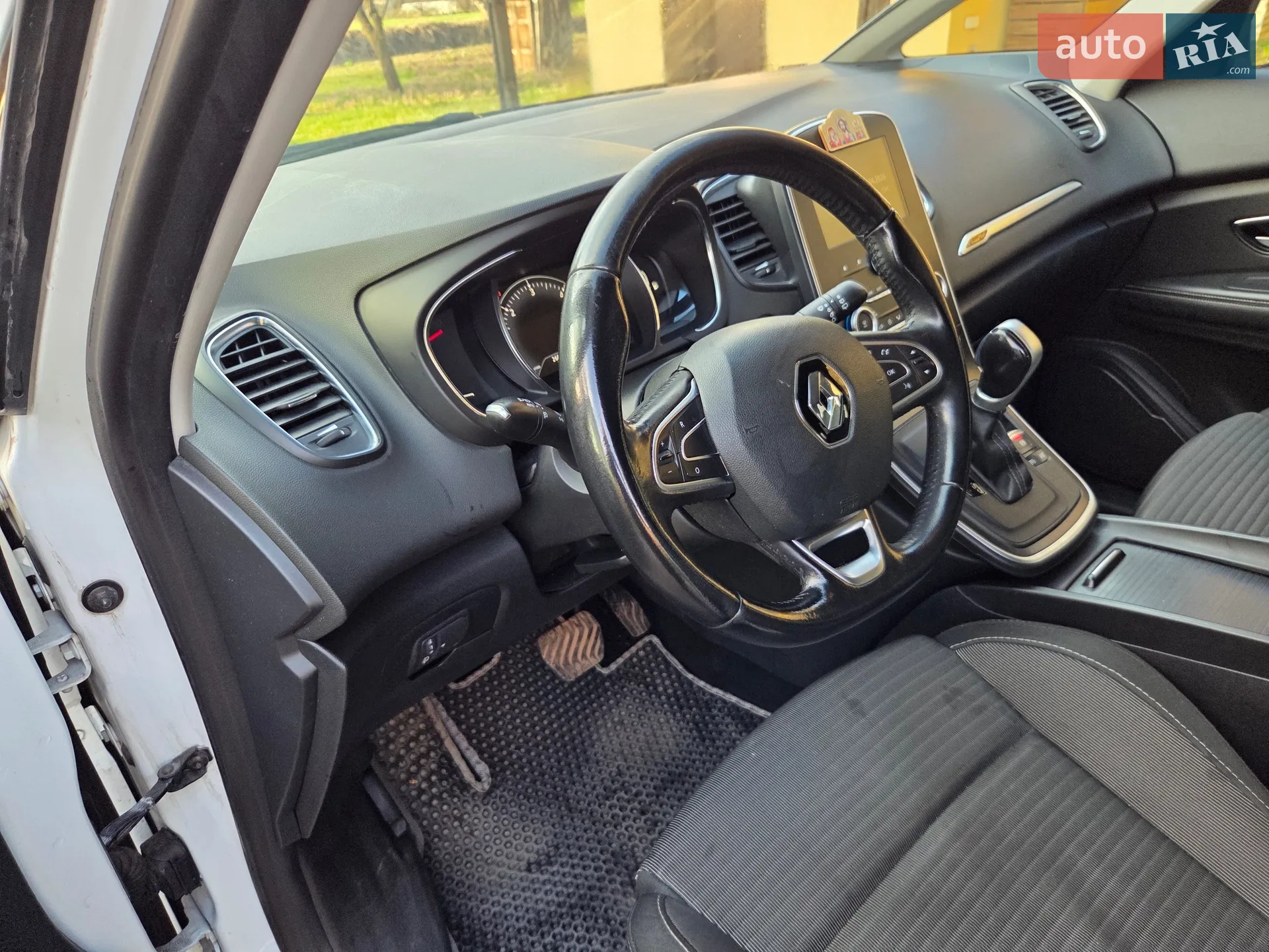2017 Renault Scenic - мініатюра 11