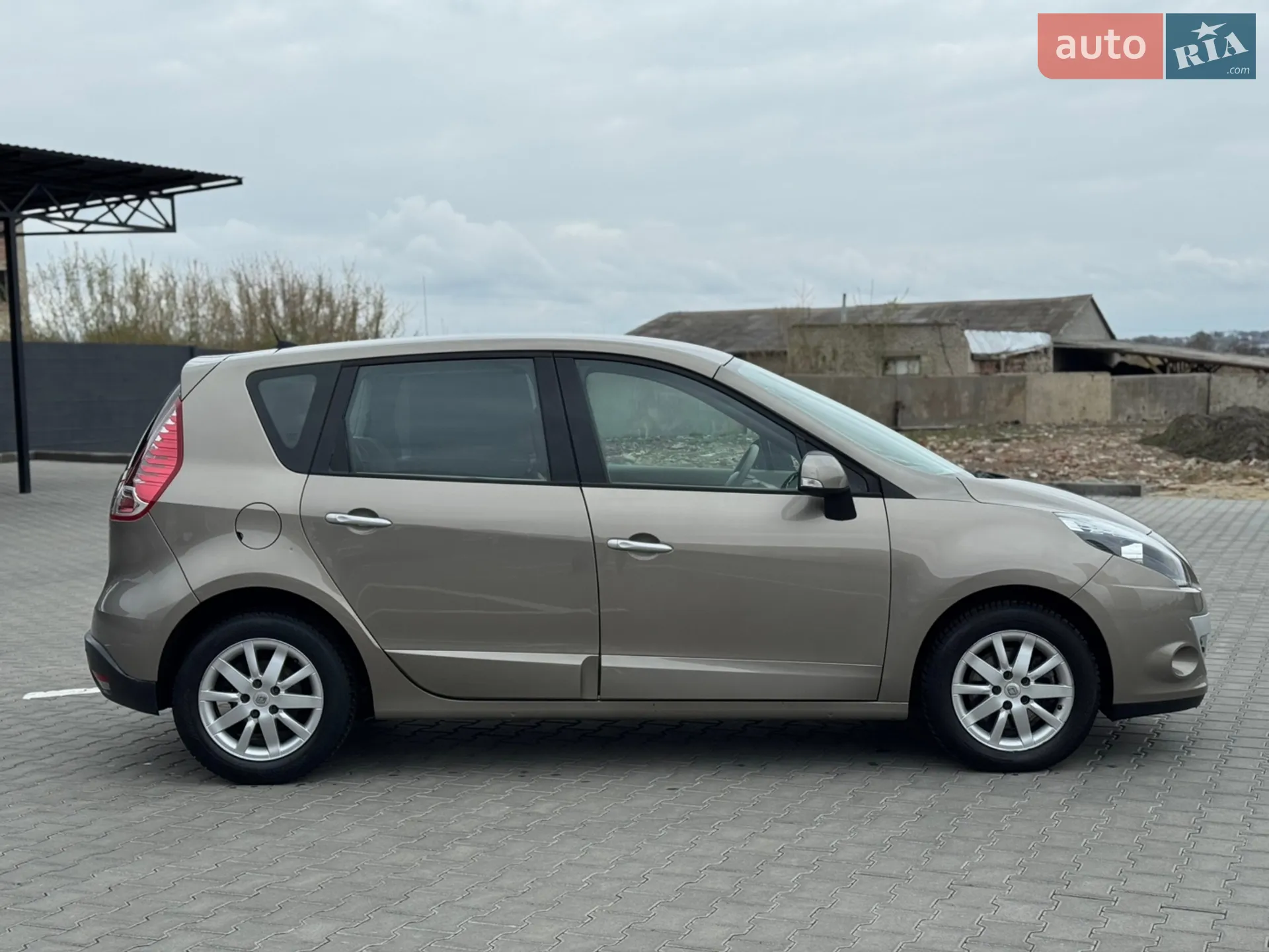 2010 Renault Scenic - мініатюра 4