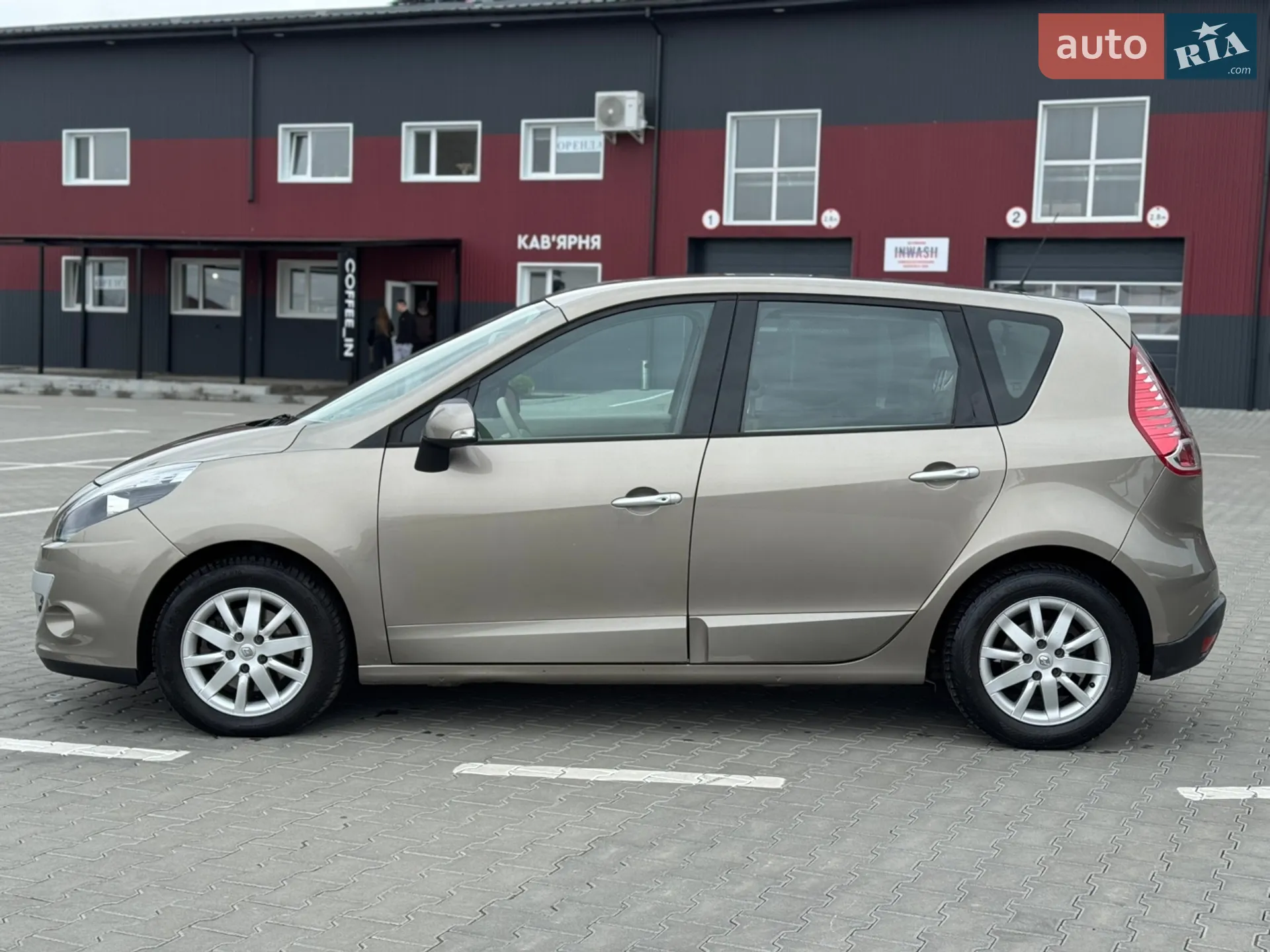 2010 Renault Scenic - мініатюра 7