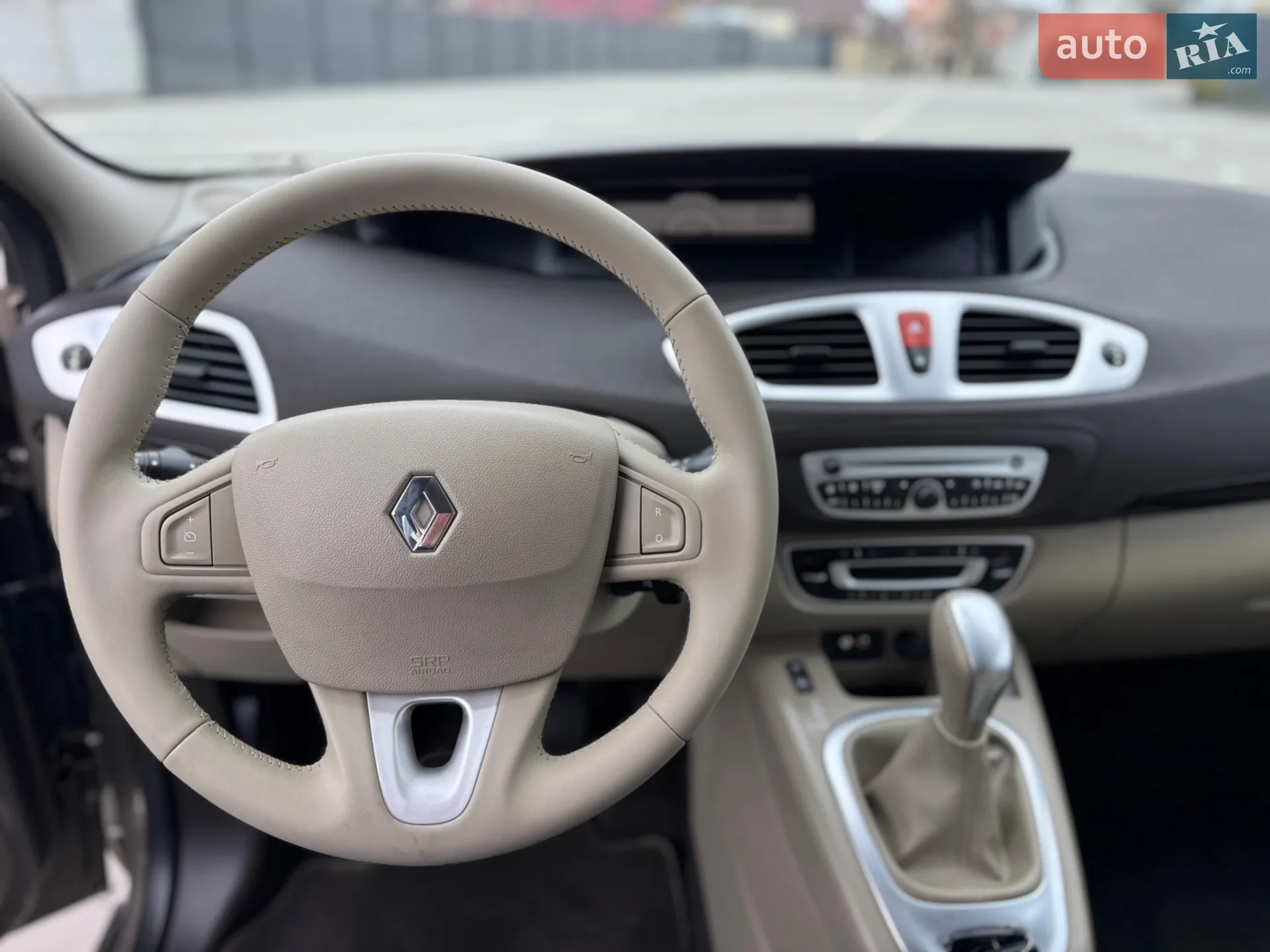 2010 Renault Scenic - мініатюра 30