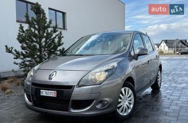 Мінівен Renault Scenic 2010 в Луцьку