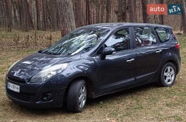 Минивэн Renault Scenic 2009 в Ровно