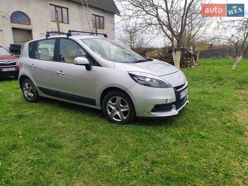 Минивэн Renault Scenic 2013 в Ивано-Франковске