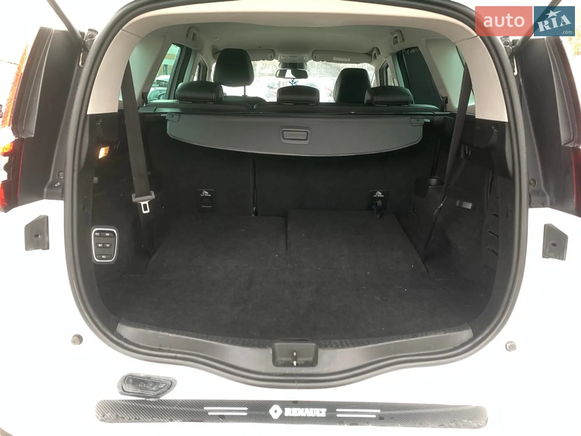 2017 Renault Scenic - мініатюра 28