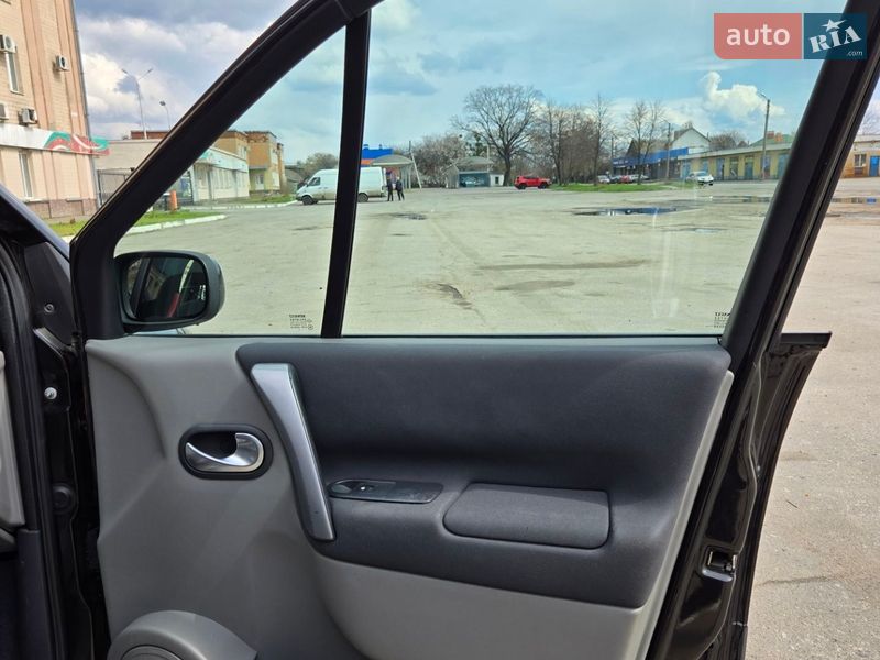 Мінівен Renault Scenic 2007 в Полтаві