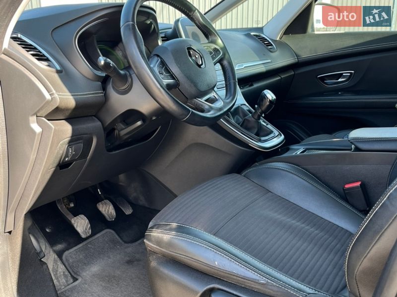 Мінівен Renault Scenic 2017 в Ірпені фото 8 Мінівен Renault Scenic 2017 в Ірпені
