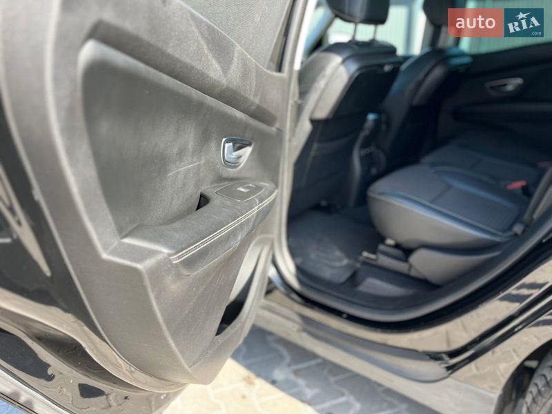 Мінівен Renault Scenic 2017 в Ірпені фото 12 Мінівен Renault Scenic 2017 в Ірпені