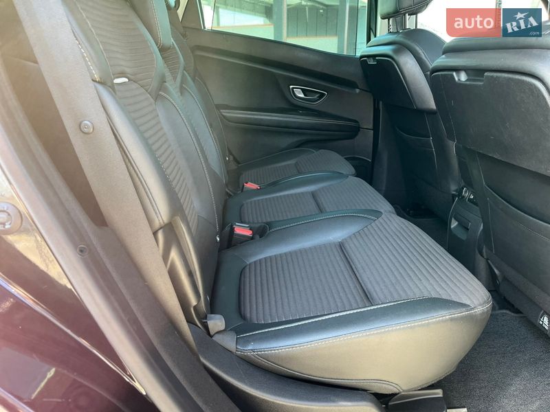 Мінівен Renault Scenic 2017 в Ірпені фото 13 Мінівен Renault Scenic 2017 в Ірпені