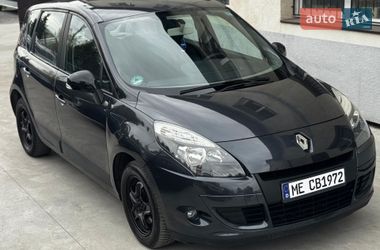 Мінівен Renault Scenic 2011 в Дубні