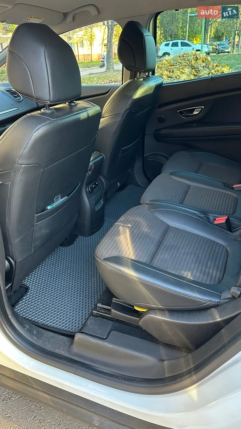 2018 Renault Scenic - мініатюра 19