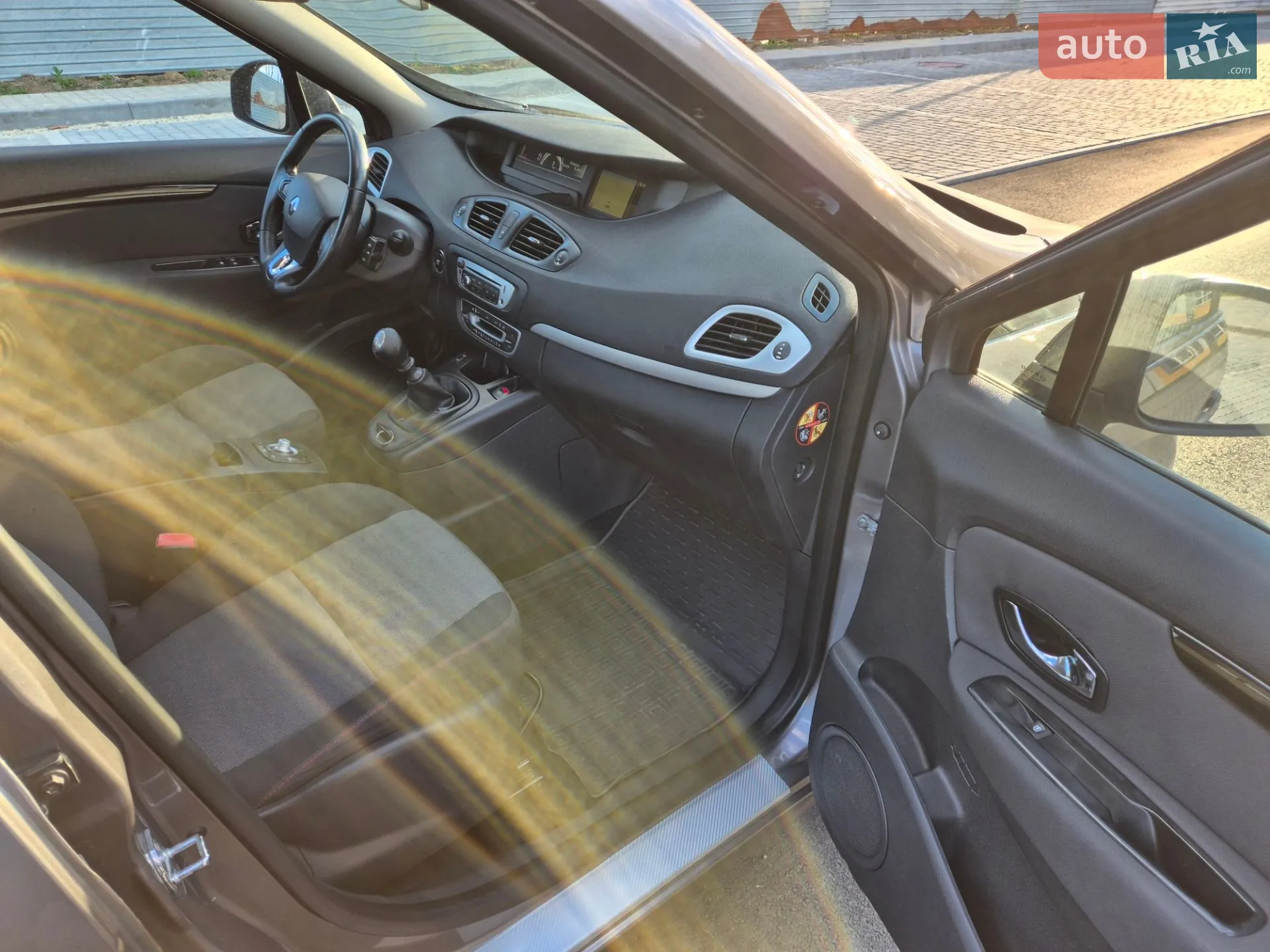 2014 Renault Scenic - мініатюра 18