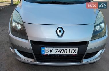 Мінівен Renault Scenic 2011 в Старокостянтинові