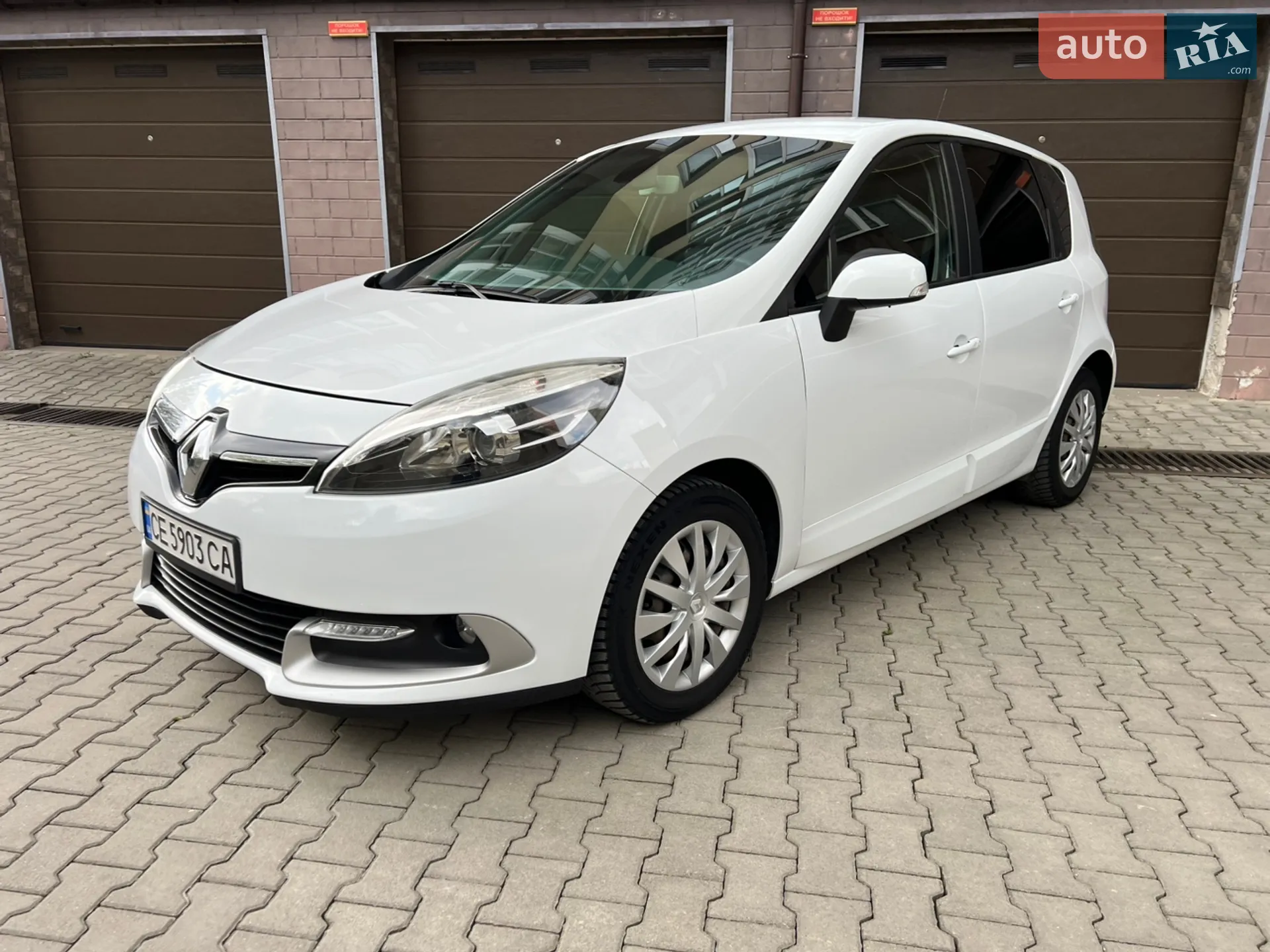 2013 Renault Scenic - мініатюра 2