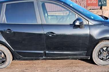 Минивэн Renault Scenic 2011 в Горохове