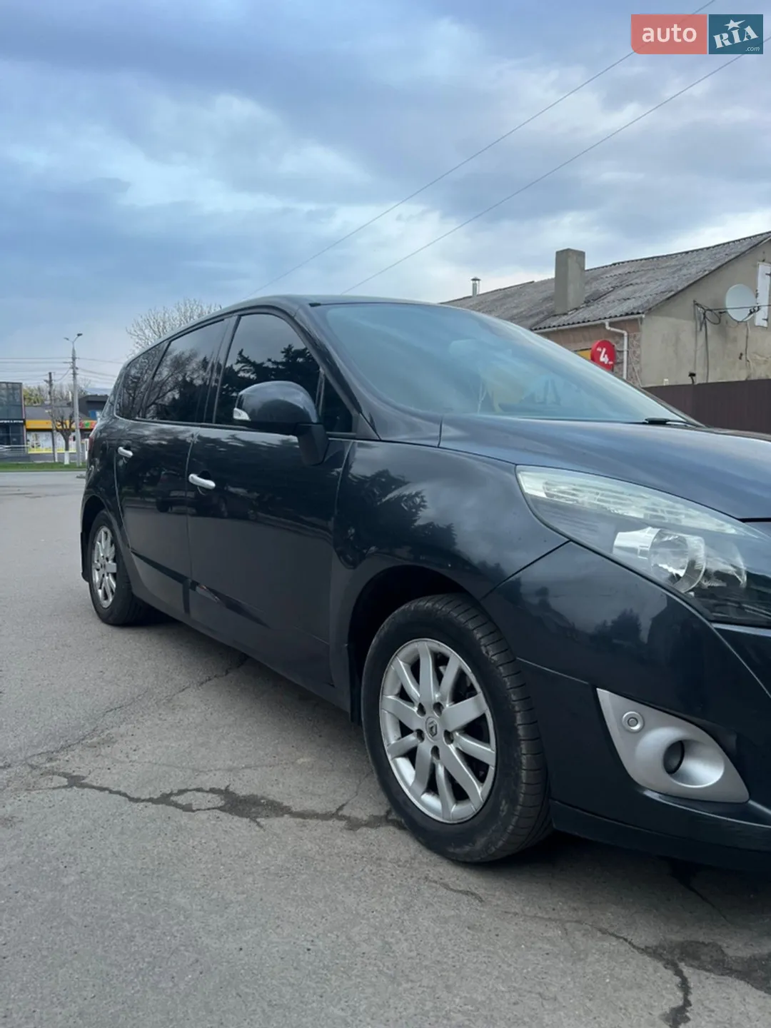 2010 Renault Scenic - мініатюра 2
