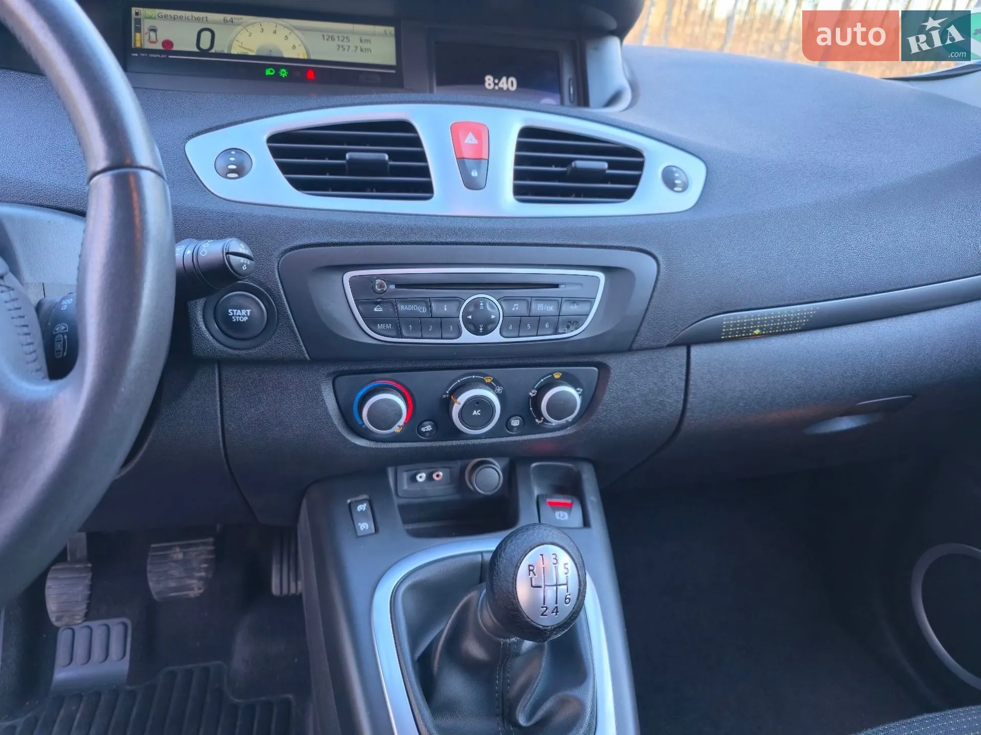2010 Renault Scenic - мініатюра 17