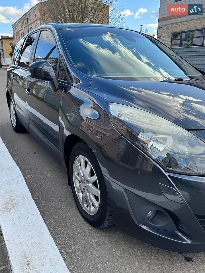 2010 Renault Scenic - мініатюра 27