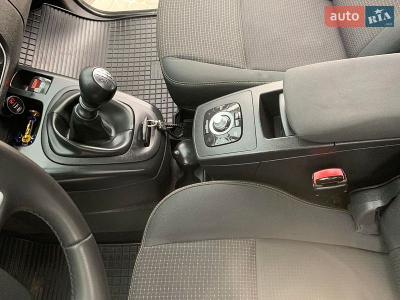 Минивэн Renault Scenic 2012 в Житомире
