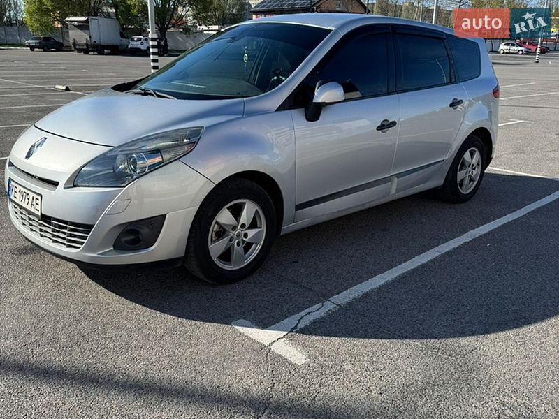 Renault Scenic 2011