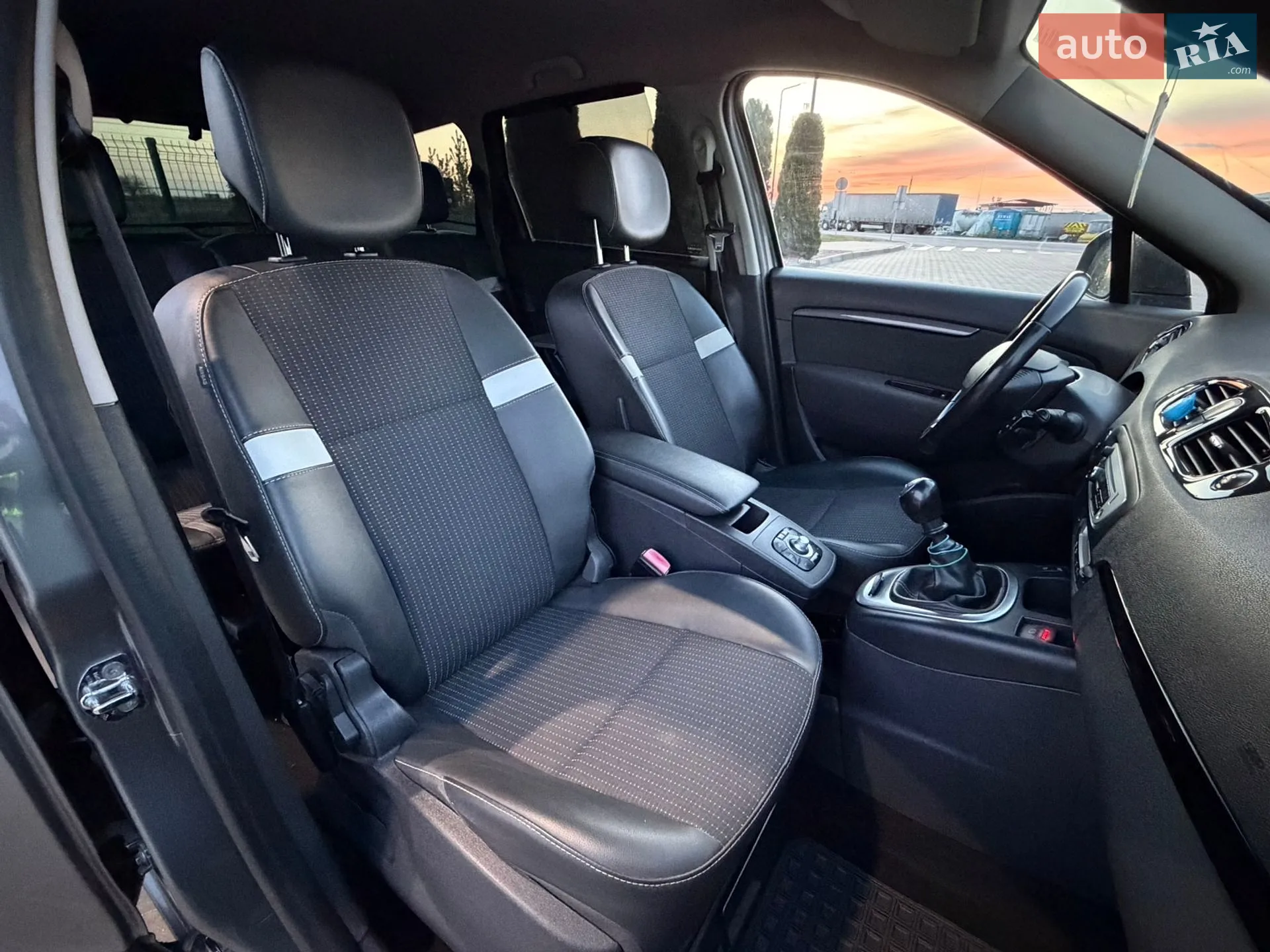 2014 Renault Scenic - мініатюра 14