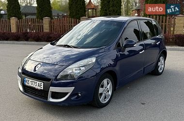 Минивэн Renault Scenic 2010 в Днепре