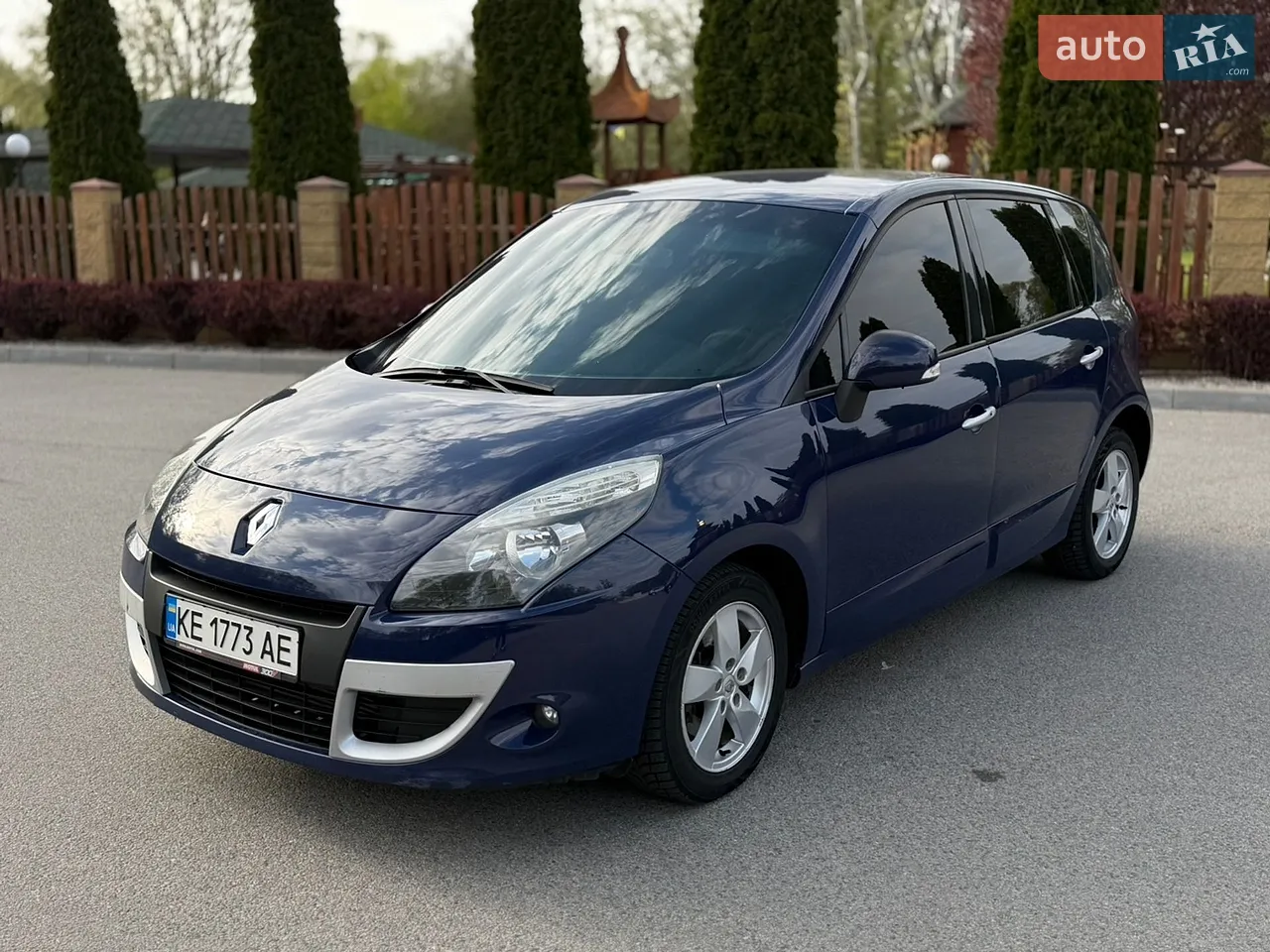 2010 Renault Scenic - мініатюра 19