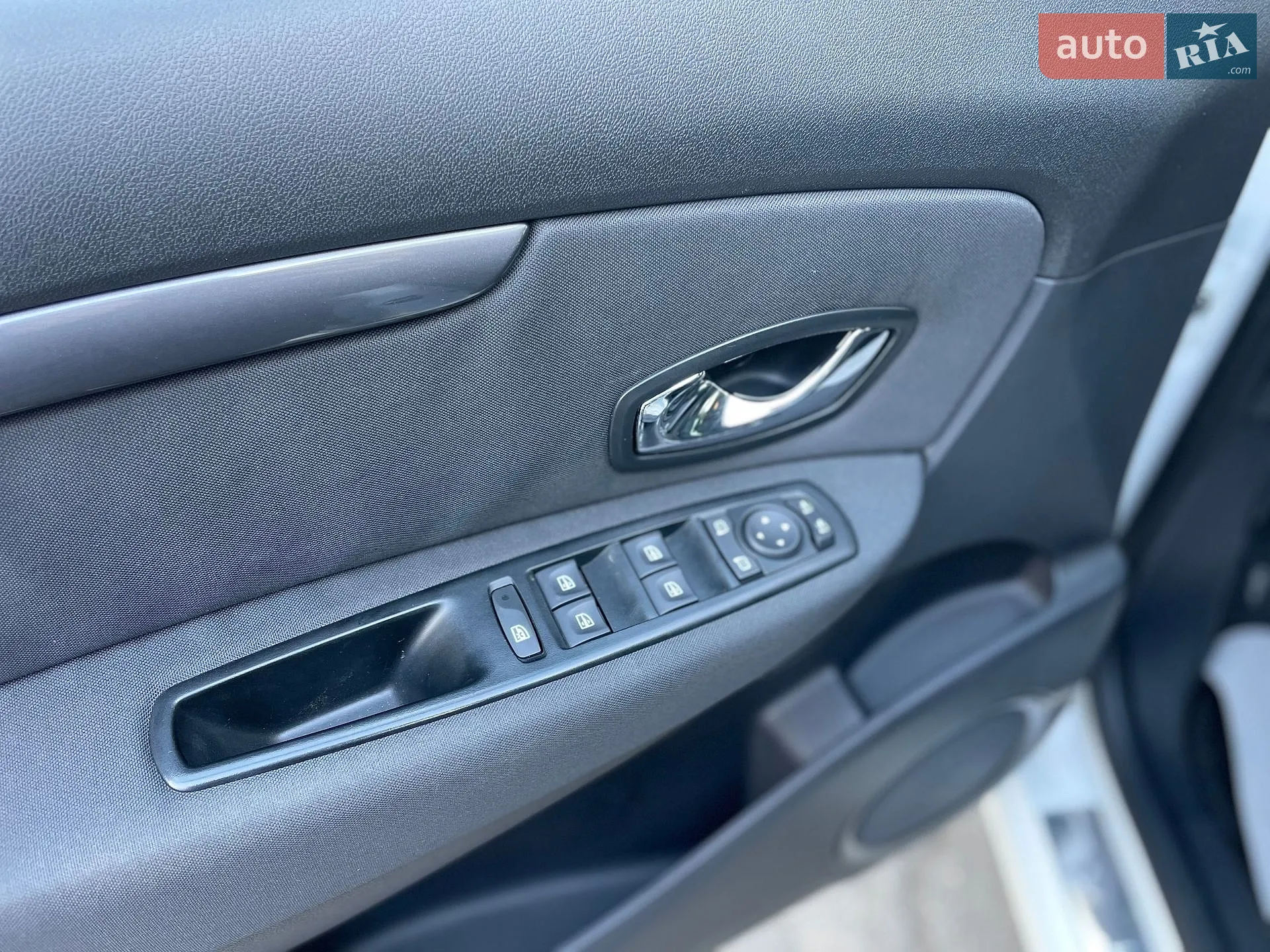 2014 Renault Scenic - мініатюра 10