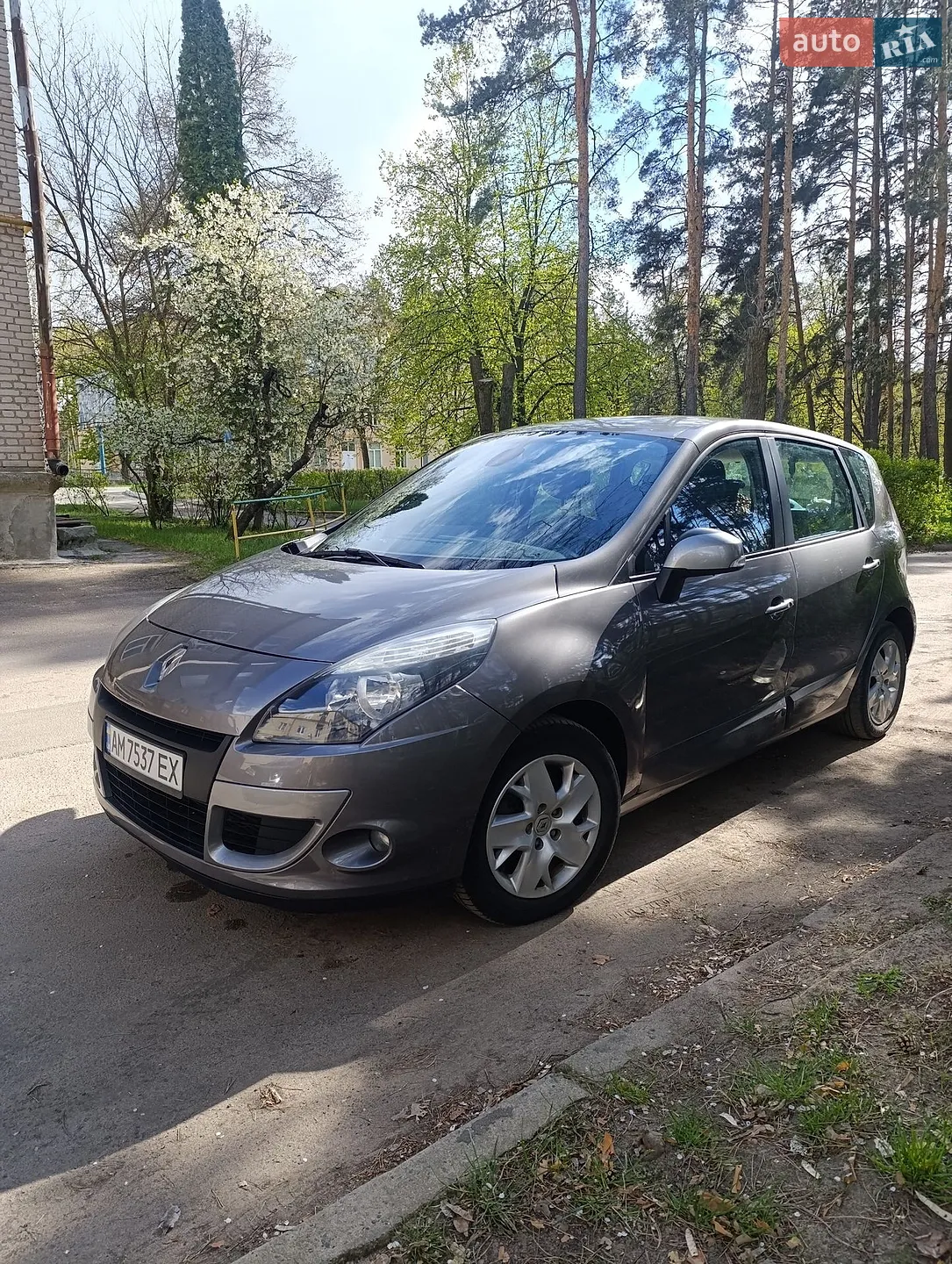 2011 Renault Scenic - мініатюра 2