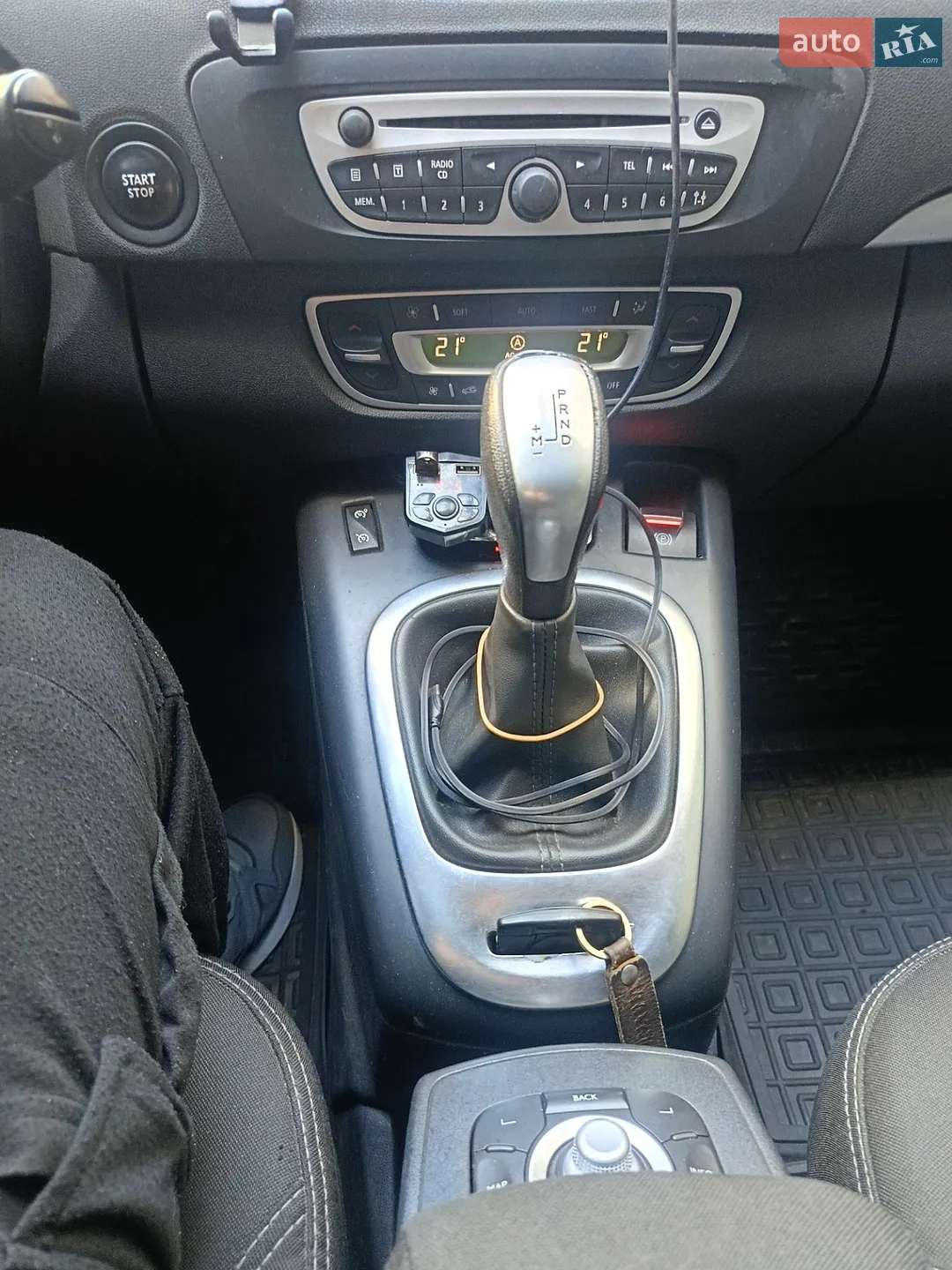 2011 Renault Scenic - мініатюра 3