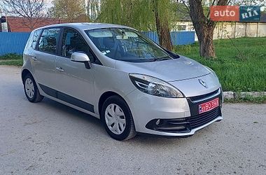 Мінівен Renault Scenic 2012 в Хотині