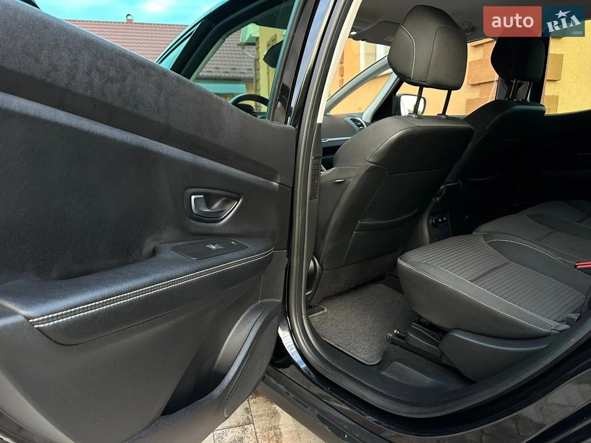 2020 Renault Scenic - мініатюра 17