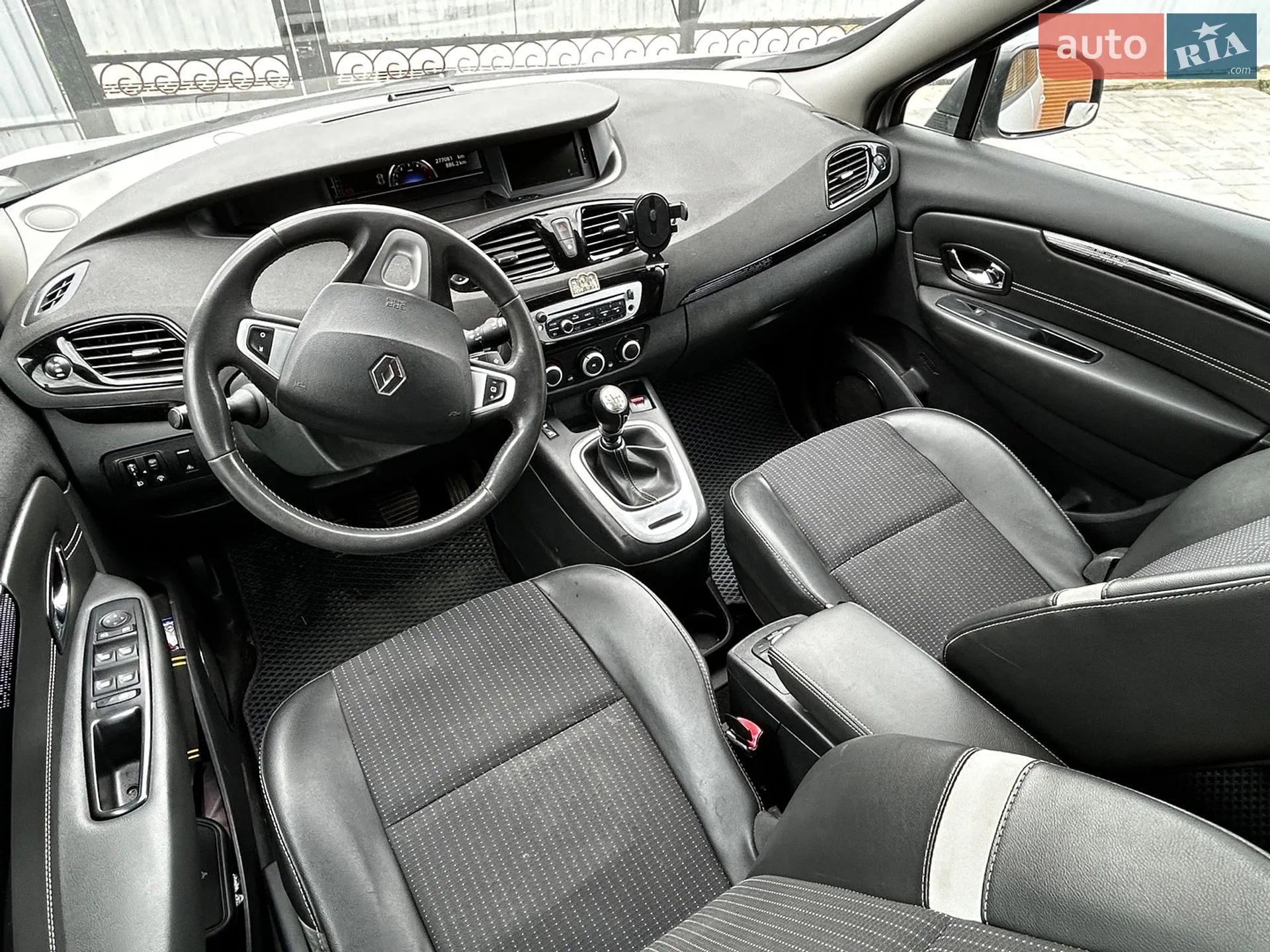 2012 Renault Scenic - мініатюра 22